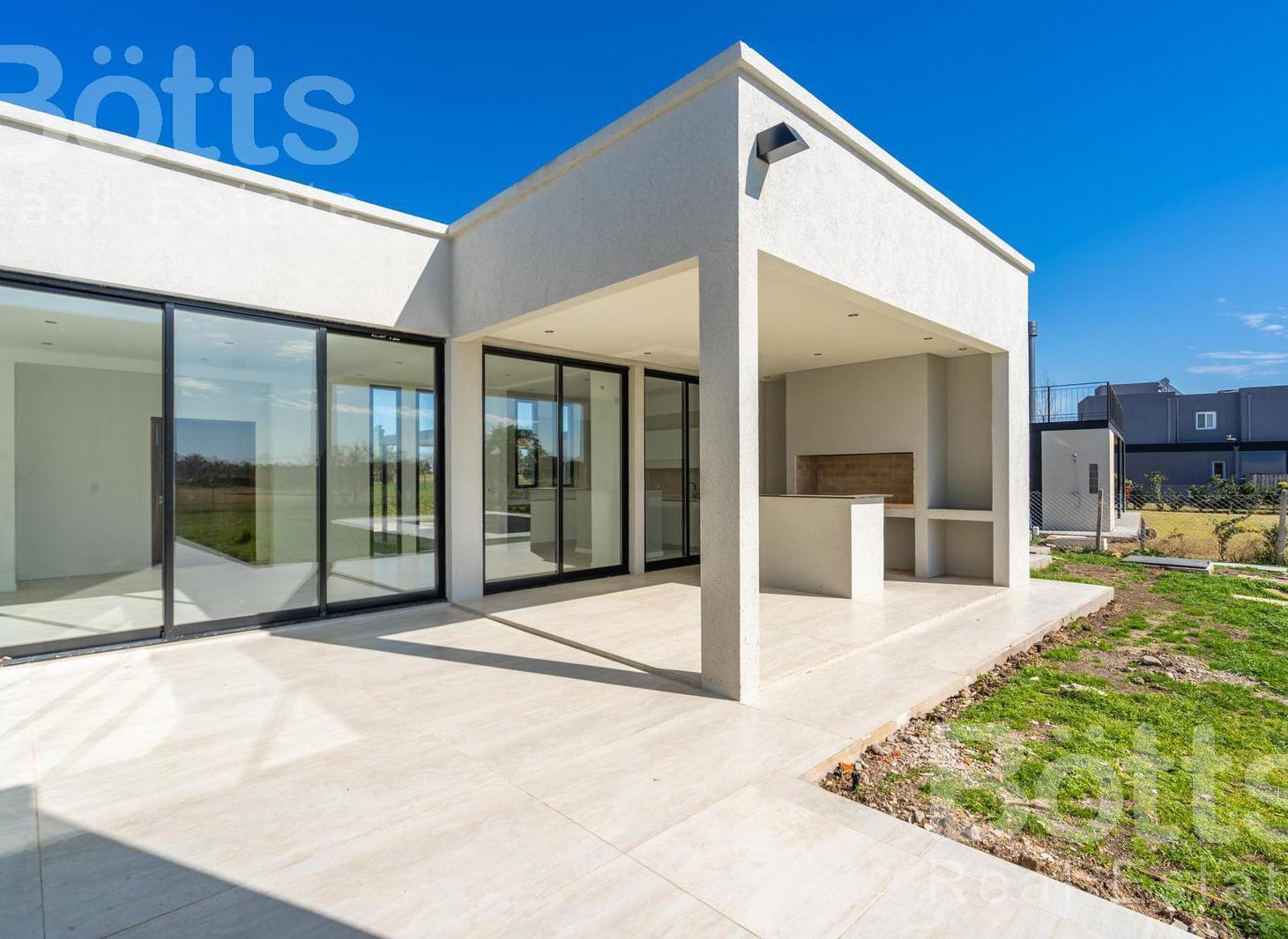 Foto de VENTA - ALQUILER Casa en Medal Country club, imagen 1