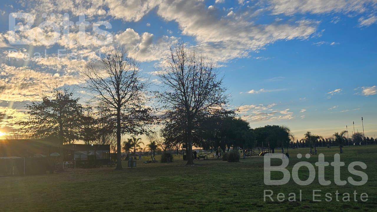 Foto de Lote en venta en el barrio de San Sebastian, área 10., imagen 2