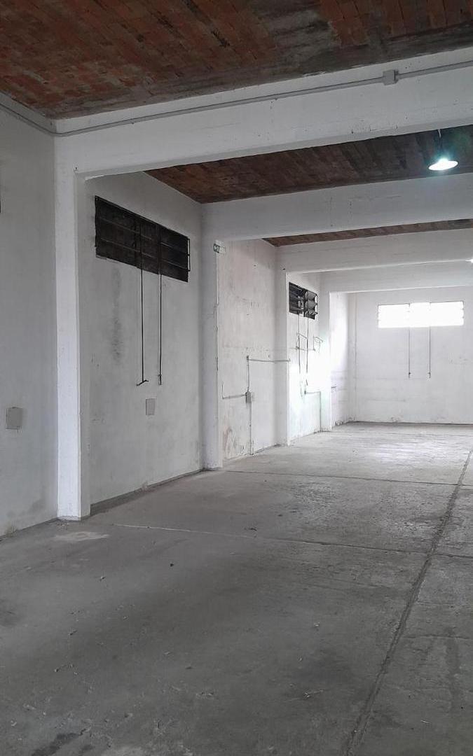 Foto de GALPON, imagen 5