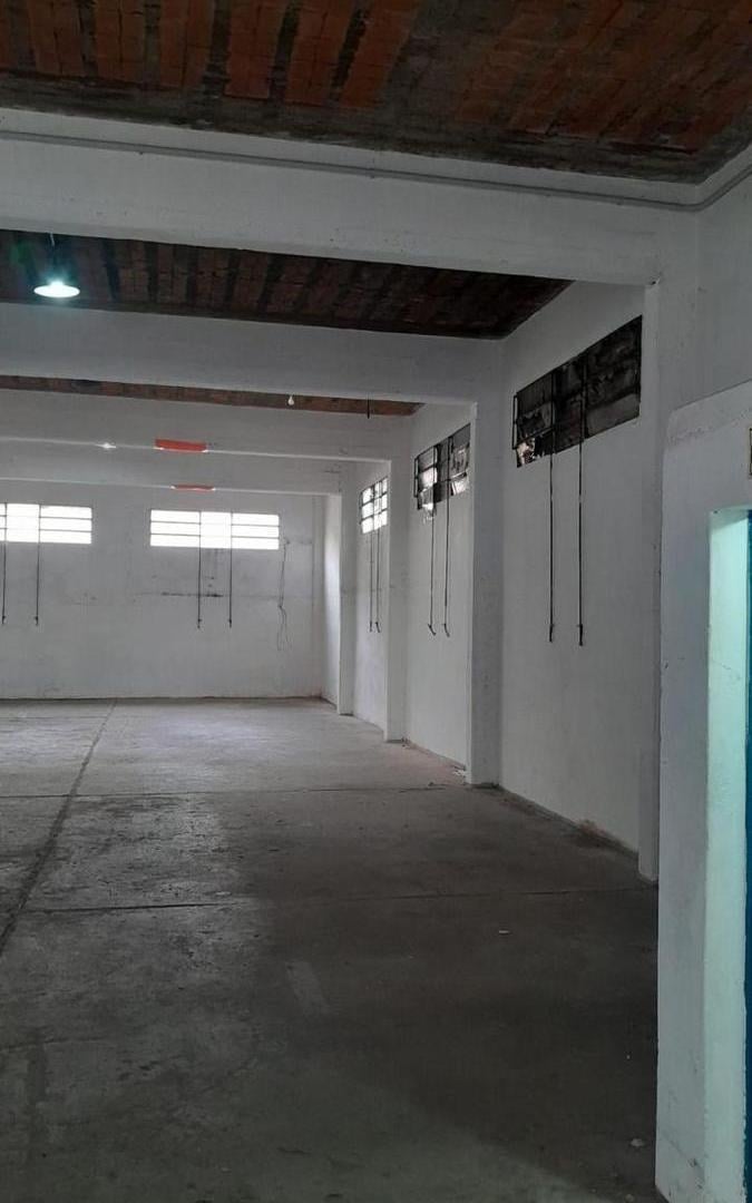 Foto de GALPON, imagen 1