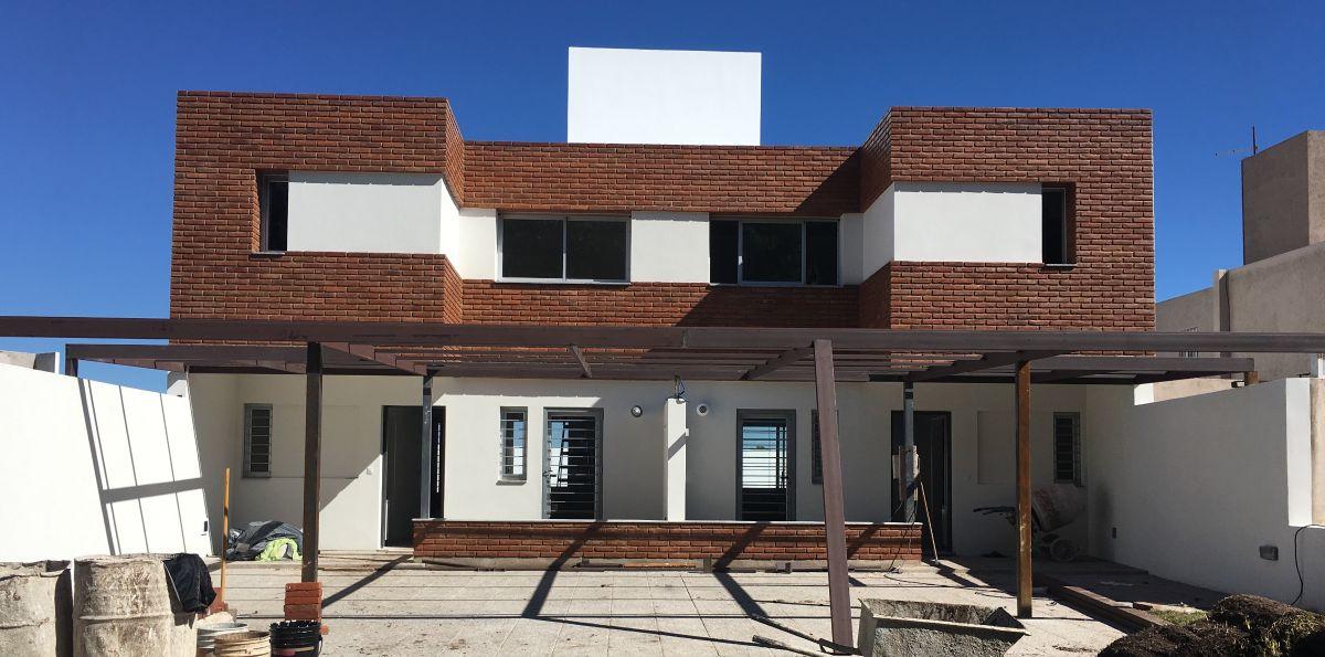 DUPLEX Riberas de Manantiales 3 dormitorios