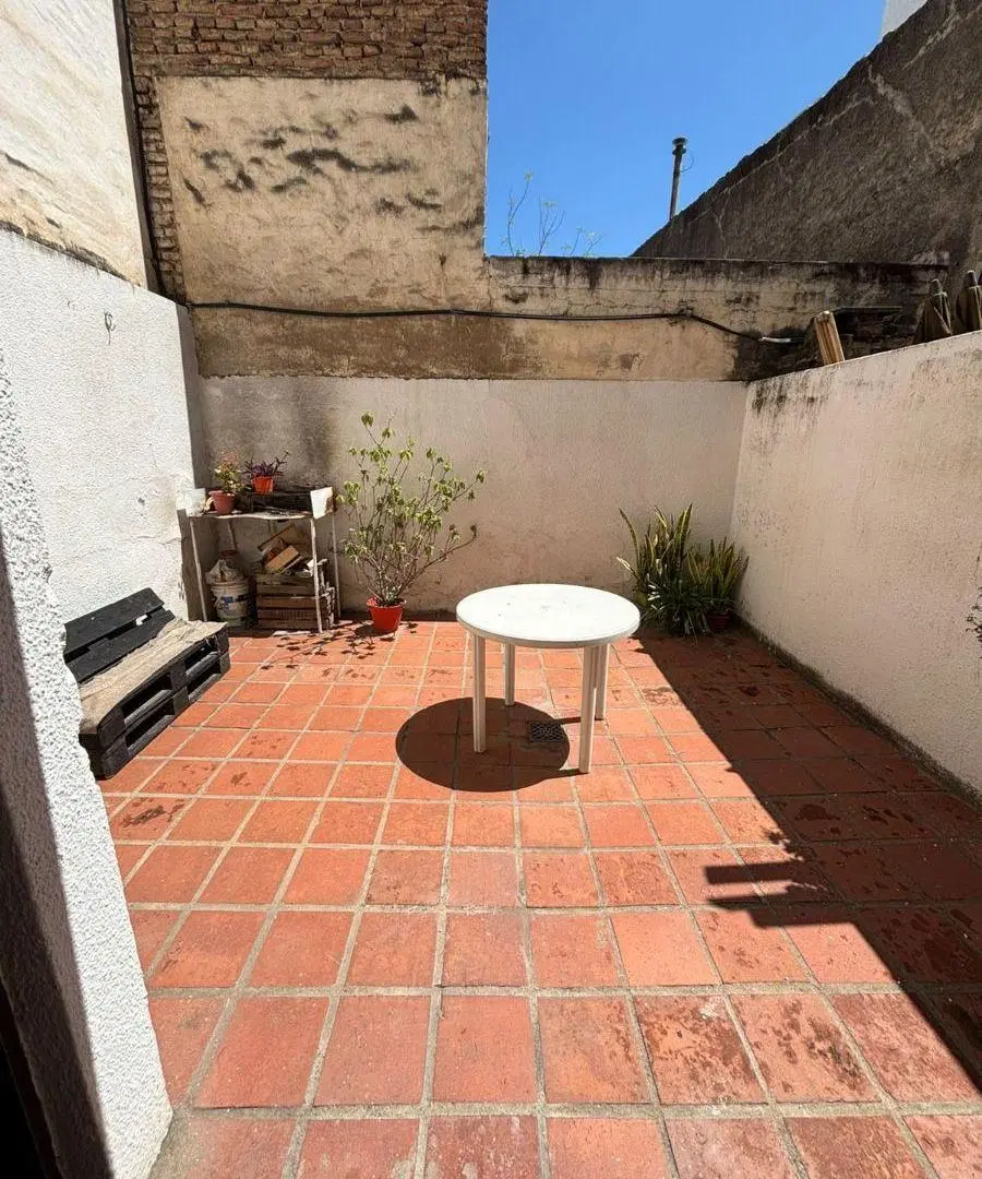 Excelente dpto de 1 dormitorio con Amplio Patio 4