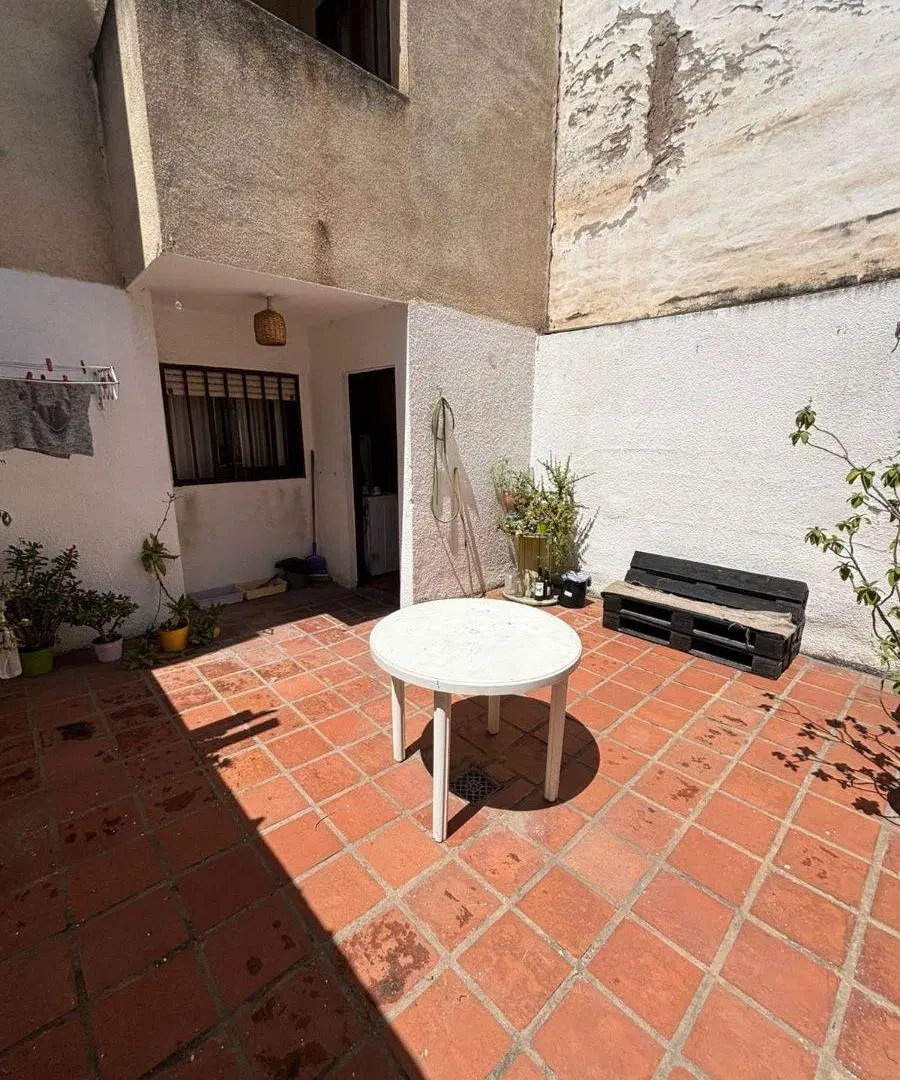 Excelente dpto de 1 dormitorio con Amplio Patio 3