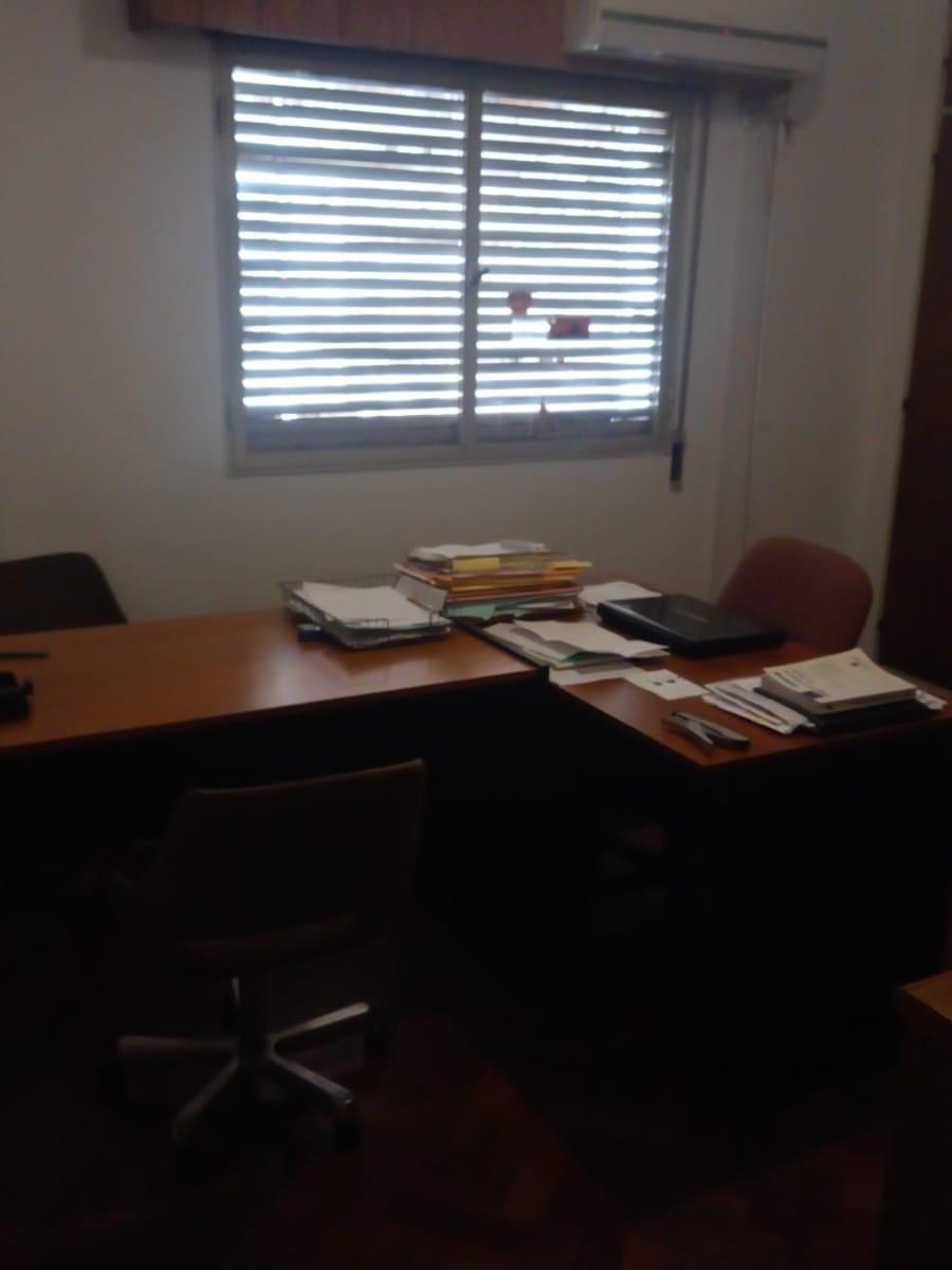 Depto Piso de 4 Dorm. en Zona de Plaza Colón 4