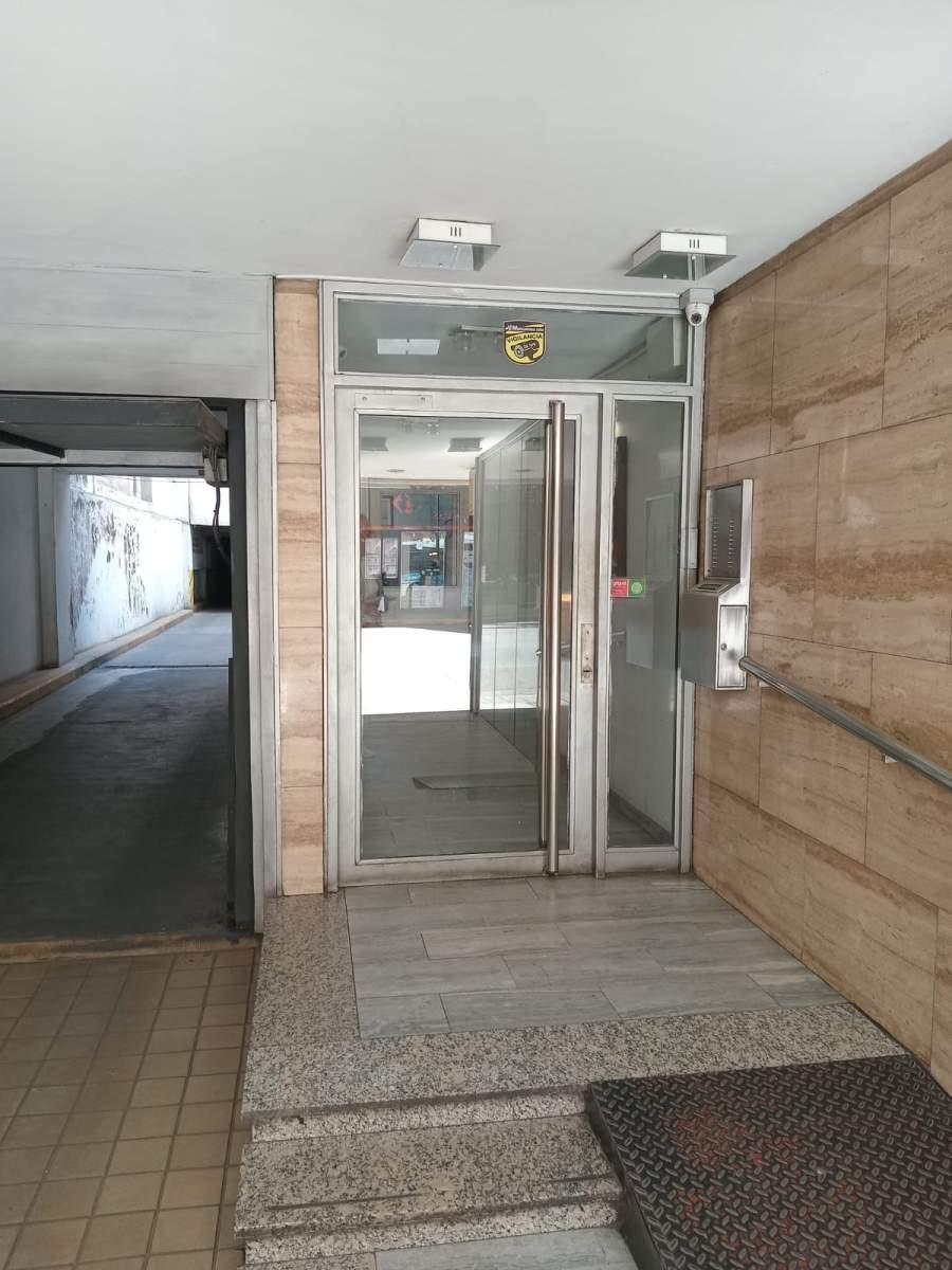 Semipiso de 2 Dorm. con 2 Cocheras en Av Colón 635 1