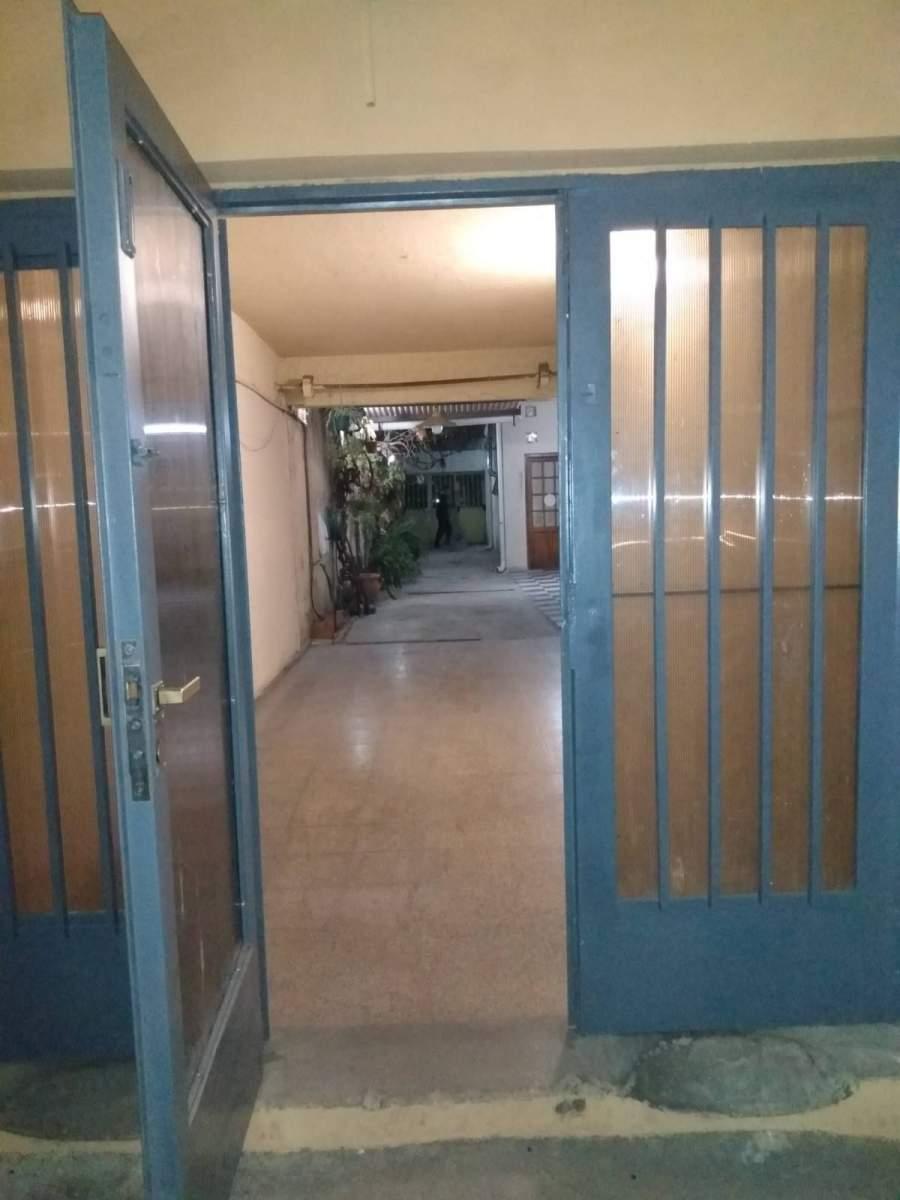 Casa de 2 Dorm. con Depto de 2 Dorm. y Dos Locales en Barrio San Martín 4