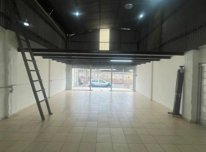 LOCAL EN ALQUILER EN B NUEVA ITALIA 4