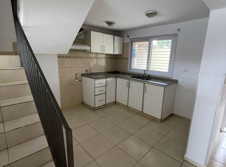 DUPLEX EN ALQUILER EN COLONIA TIROLESA 5