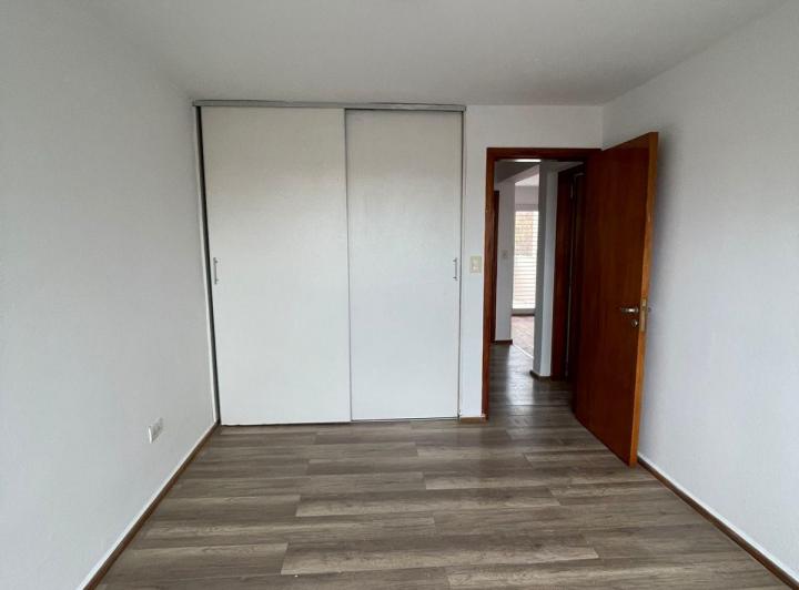 DUPLEX EN ALQUILER EN COLONIA TIROLESA 3