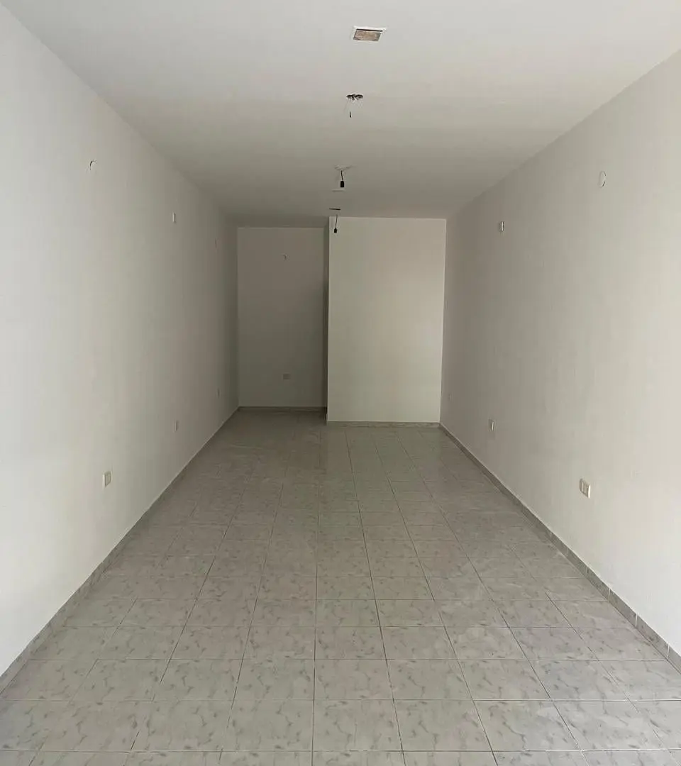 LOCAL EN ALQUILER EN B YOFRE NORTE 3