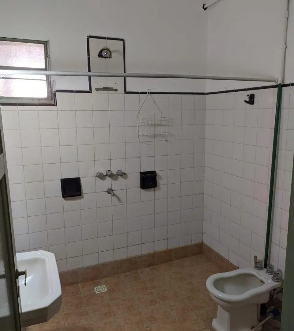 CASA EN ALQUILER EN B PATRICIOS 4