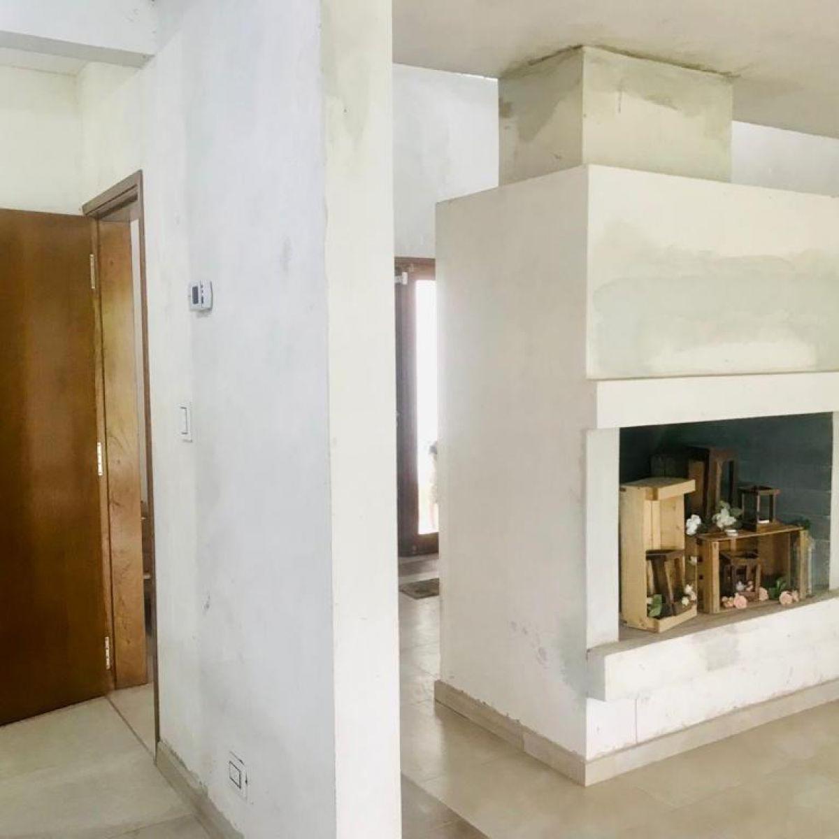 Excelente Casa en Villa Allende Golf. 3 Habitaciones + Escritorio + Estar 1