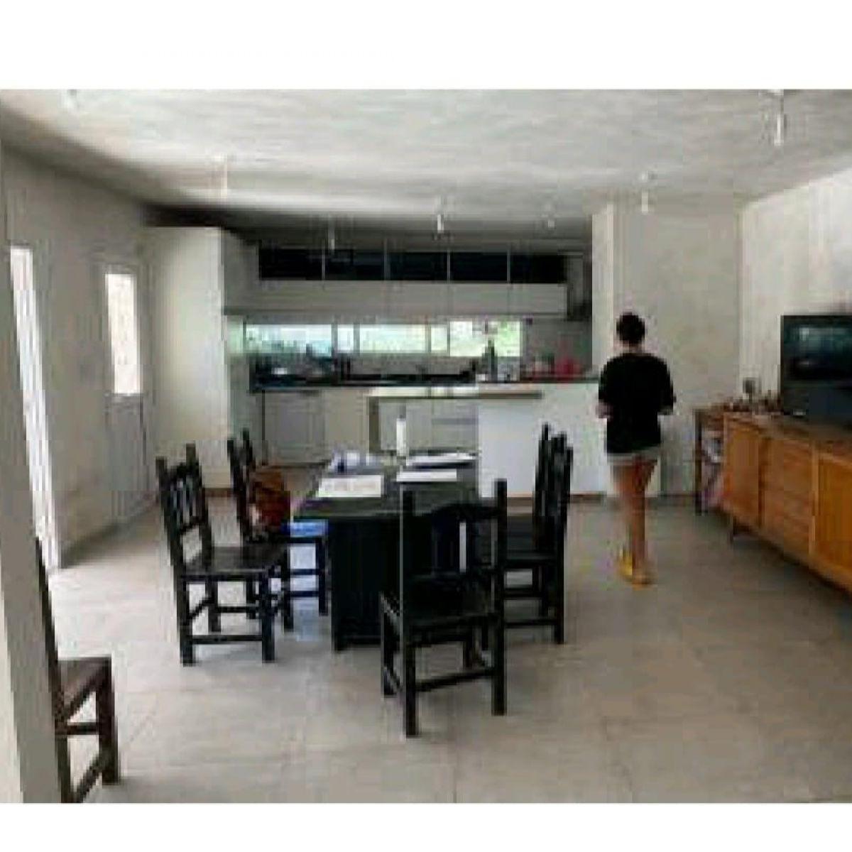 Excelente Casa en Villa Allende Golf. 3 Habitaciones + Escritorio + Estar 5