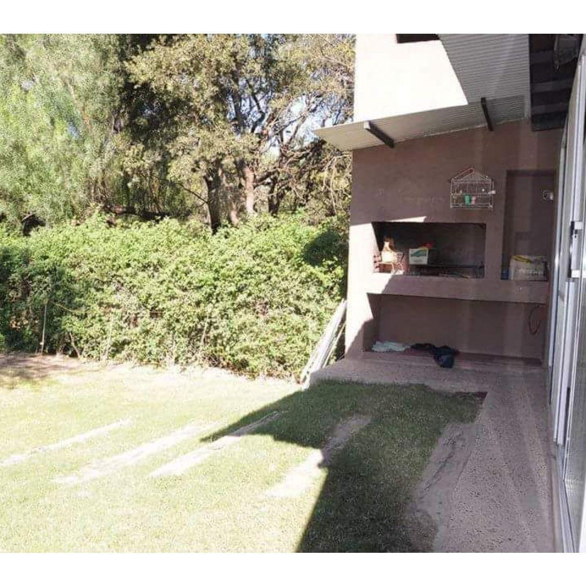 Venta Casa en Villa Allende Golf. Apta Credito 5