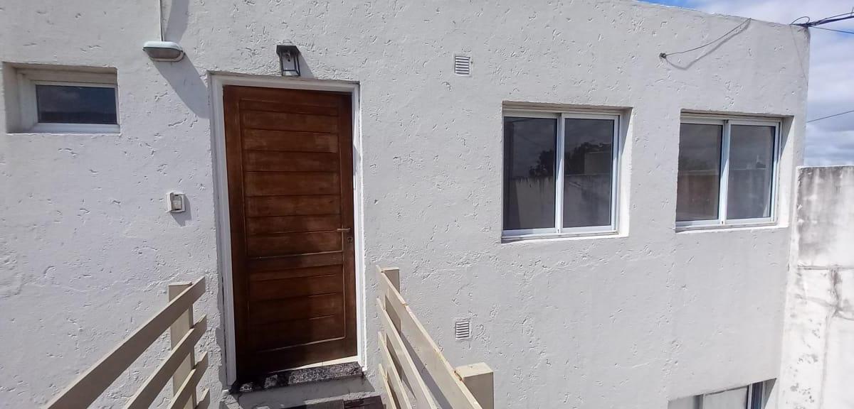 Venta Depto 2 Dorm + Escritorio. " Barrio Lomas de San Martín" 3