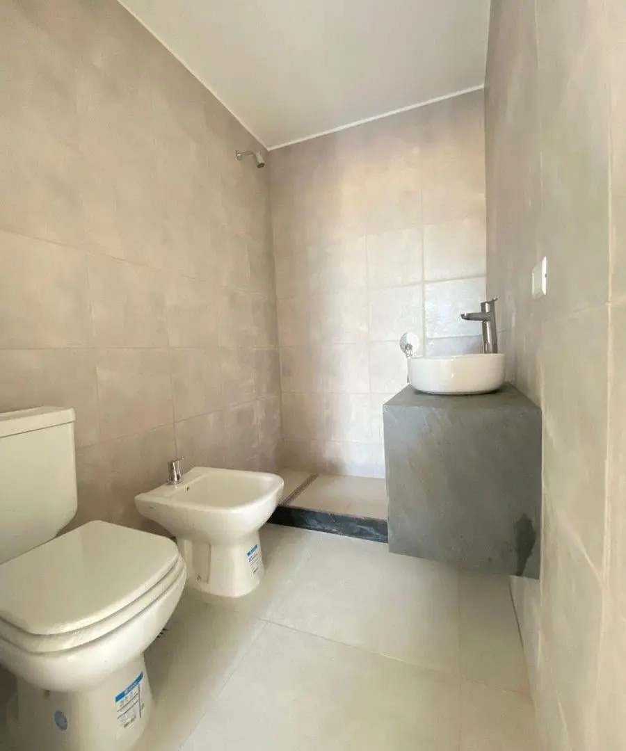 DUPLEX VENTA EN RINCONES DE MANANTIALES 5