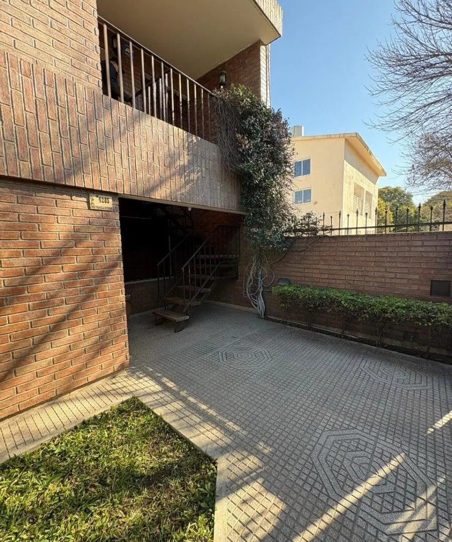 Oportunidad B° Poeta Lugones 2 casas (3 dorm) 3