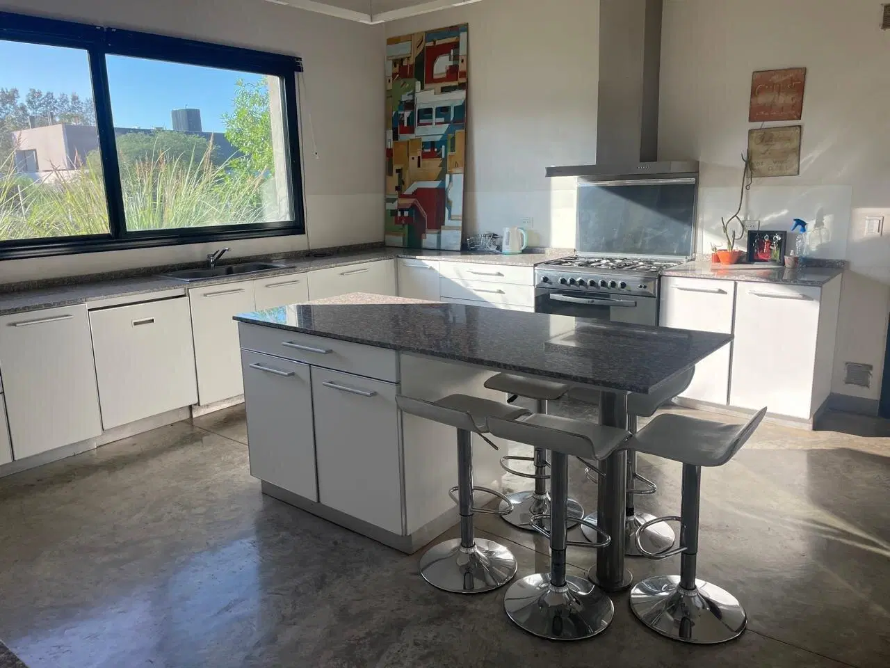 VENTA EXCELENTE CASA EN LA SERENA MENDIOLAZA 4