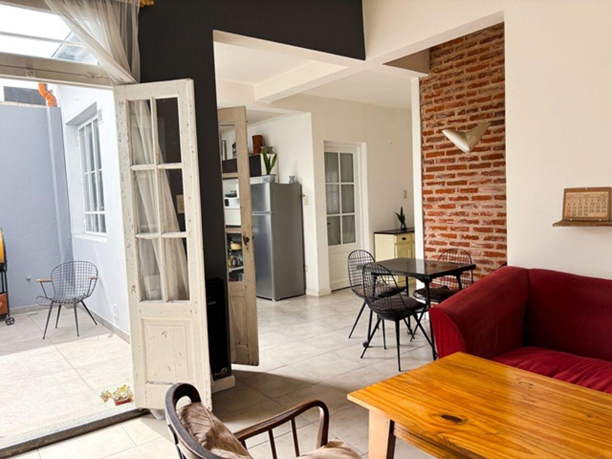 Foto de PH 2 AMBIENTES 81m2. PLANTA BAJA CON PATIOS. APTO CRÉDITO., imagen 2