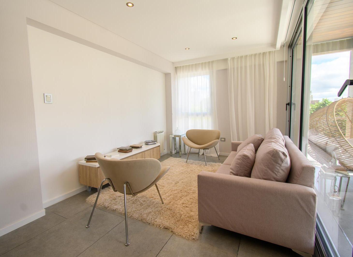Foto de VENTA/ DEPARTAMENTO EXCLUSIVO , DE 3 DORMITORIOS CON EXCELENTE CALIDAD, imagen 2