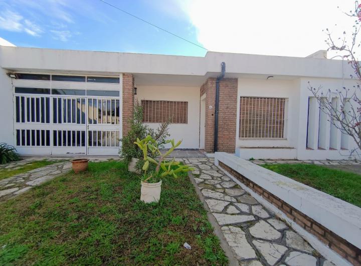 Casa en Alquiler anual en General Rodriguez Centro 1