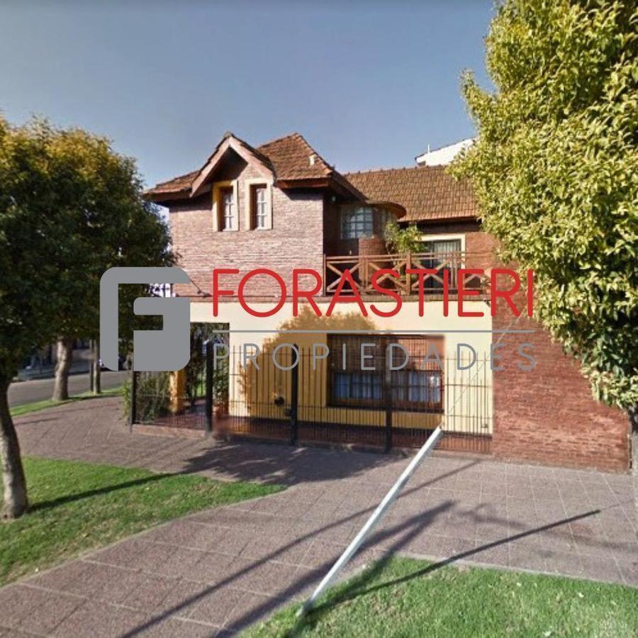 Foto de EXCELENTE CASA 6 AMBIENTES VICTORIA, imagen 2
