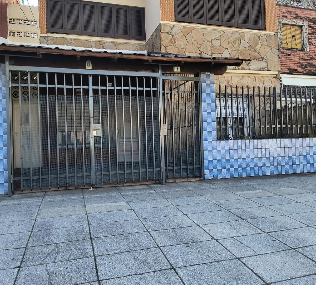 Lote en venta en Villa Lynch (dos casas) Ideal vivienda o Inversores