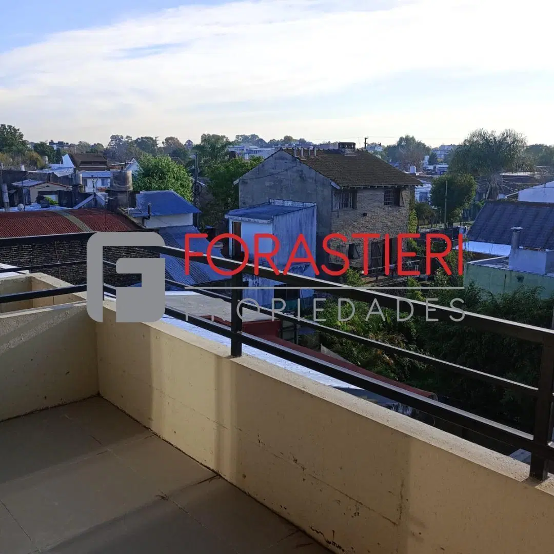 Departamento en alquiler de 3 ambientes en Tigre 1