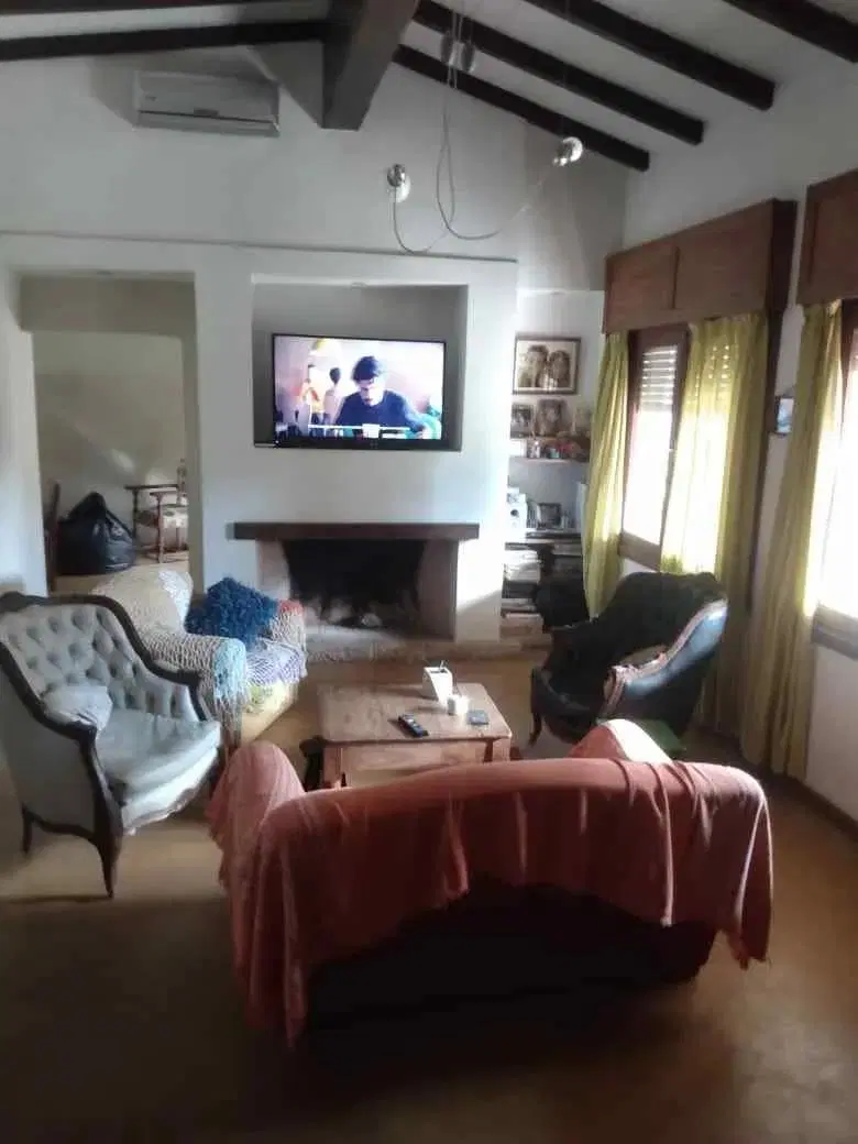 CASA EN VENTA- VILLA BELGRANO- 3 DORMITORIOS- ESCRITORIO- PILETA- 1 PLANTA 4