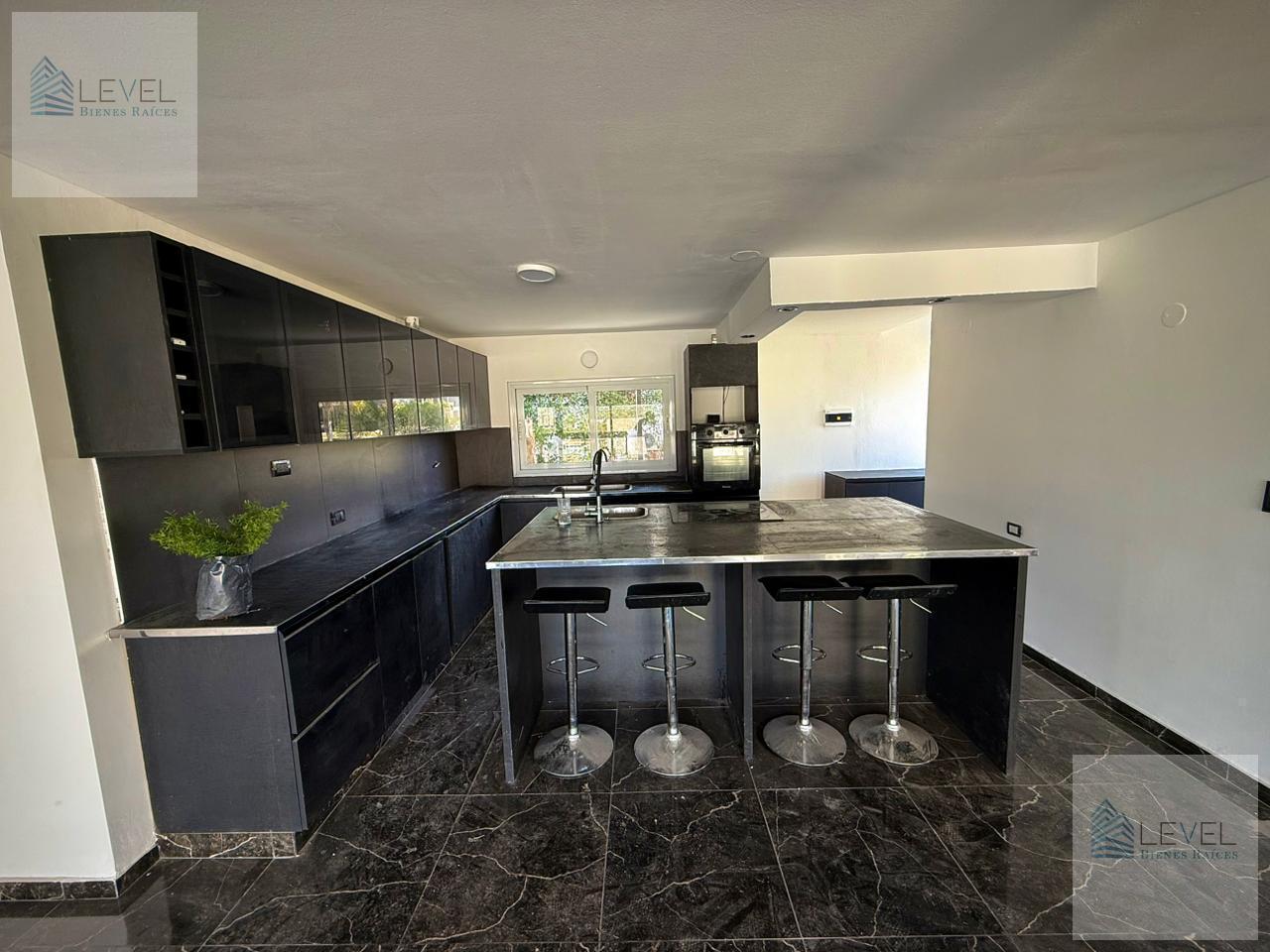 Foto de Casa De Categoria 3 Dormitorios La Arbolada Holywood, imagen 2