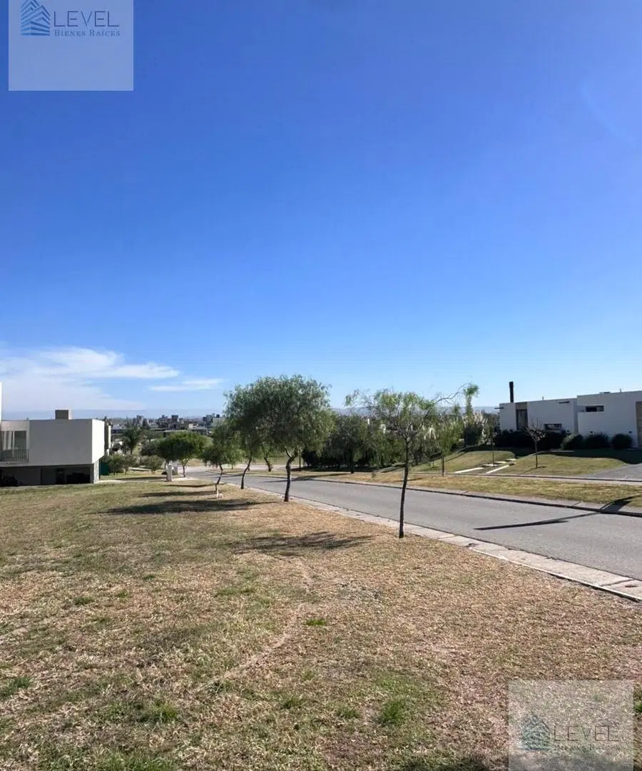 Terreno 1500m2 La Cascada Country Golf 4