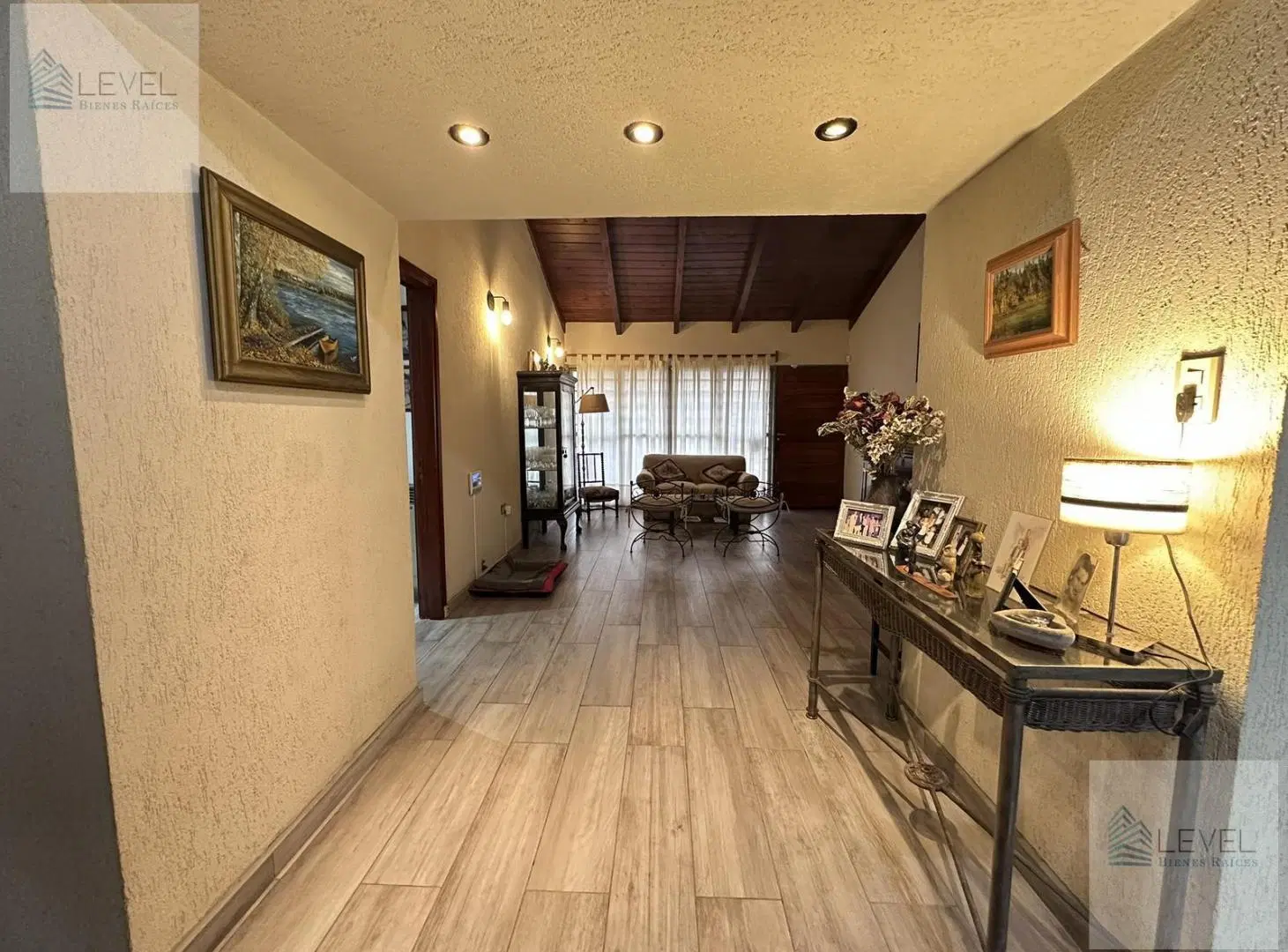 CASA EN VENTA | 3 DORMITORIOS + QUINCHO + PILETA | BARRIO SAN SALVADOR 4