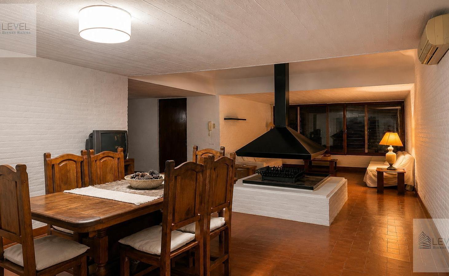 Foto de Exclusiva Casa con Vista Panorámica al Lago en Villa del Lago – Villa, imagen 4