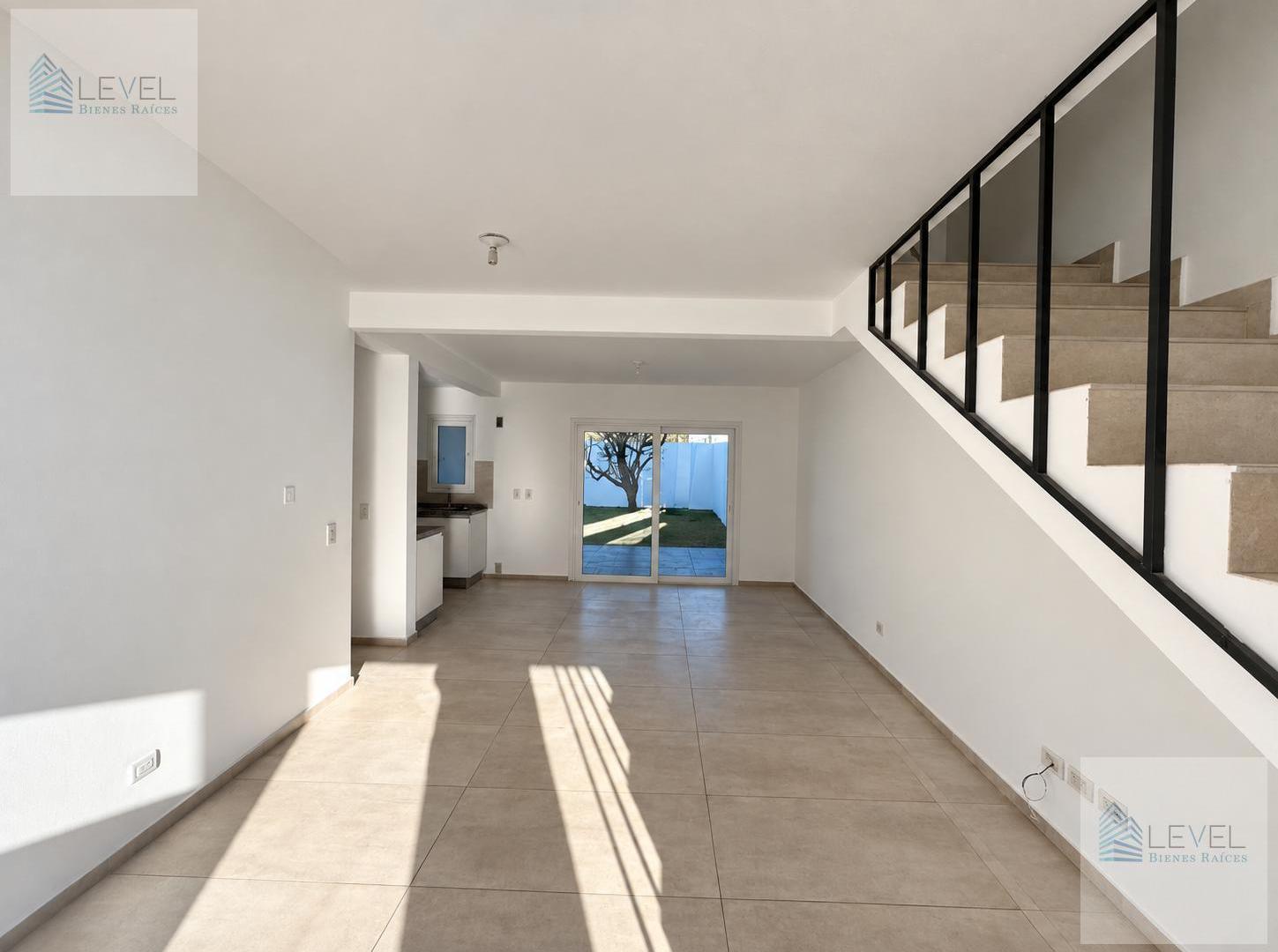 Foto de Duplex en ALQUILER 3 dormitorios en La Calandria, imagen 5