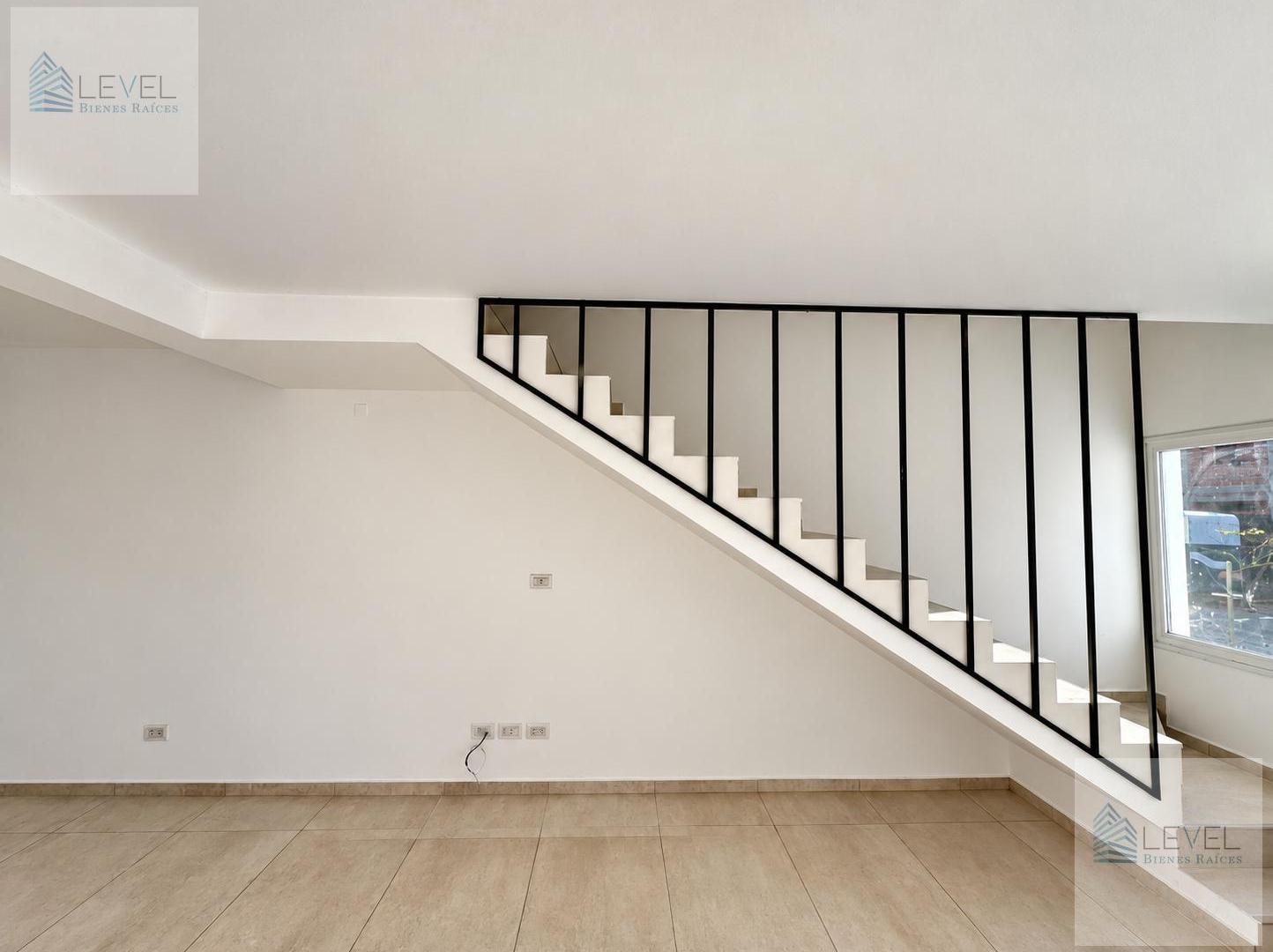 Foto de Duplex en ALQUILER 3 dormitorios en La Calandria, imagen 4