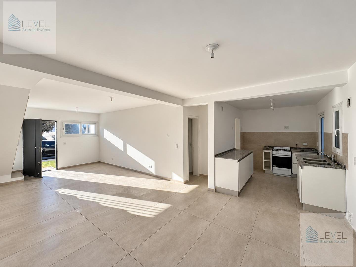 Foto de Duplex en ALQUILER 3 dormitorios en La Calandria, imagen 1