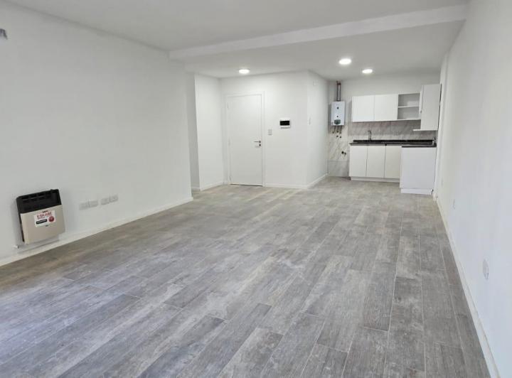 PUEYRREDON 882 (te a Rda Sarmiento) ALQ  DTO 2 DORM 2 bños terraza  y cochera 5