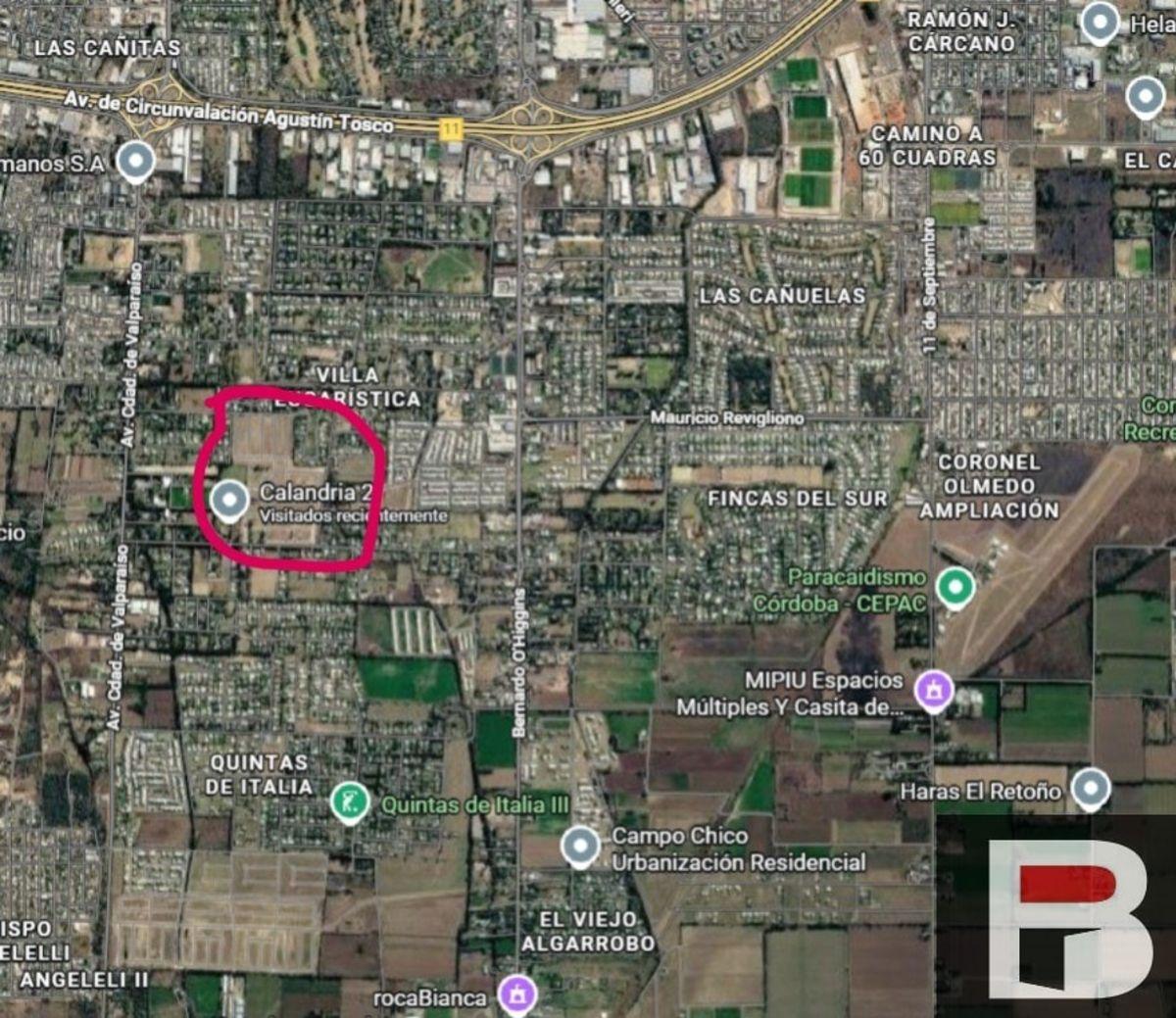 Foto de Terreno / Lote en venta de 360m2 APTO DUPLEX ubicado en CALANDRIA II, imagen 5