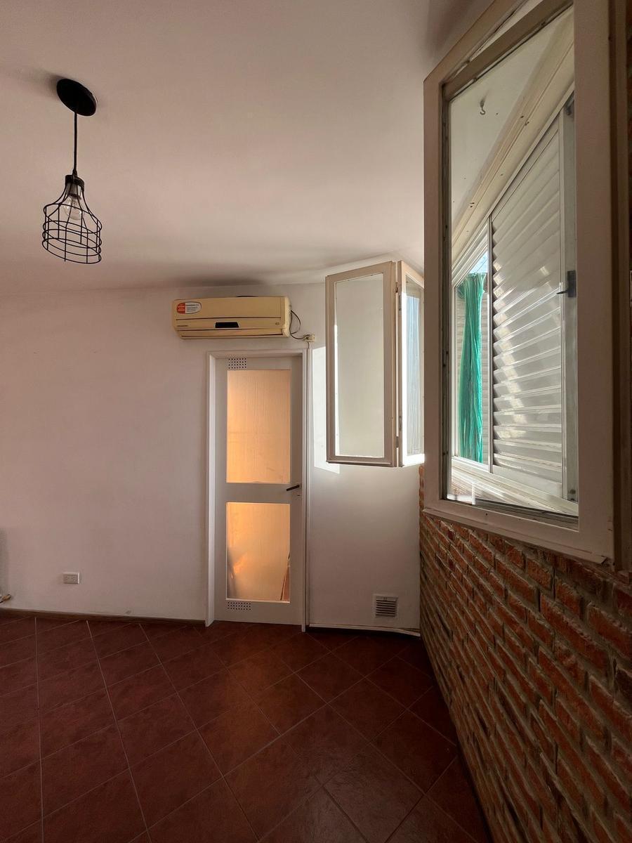 Departamento en Venta Moreno 200 1