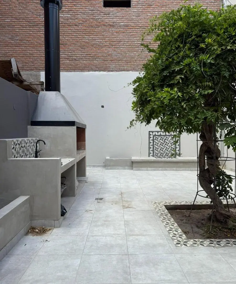 Casa de 3 dormitorios en Barrio Lourdes 4