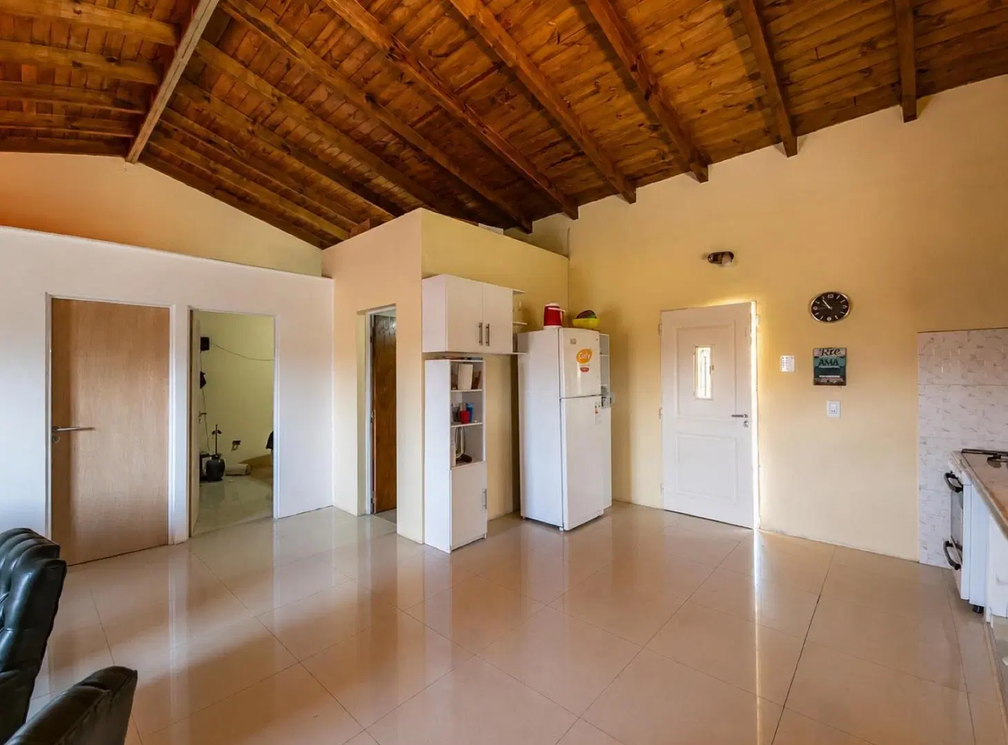 VENTA CASA 2 DORMITORIOS ROLDAN 5