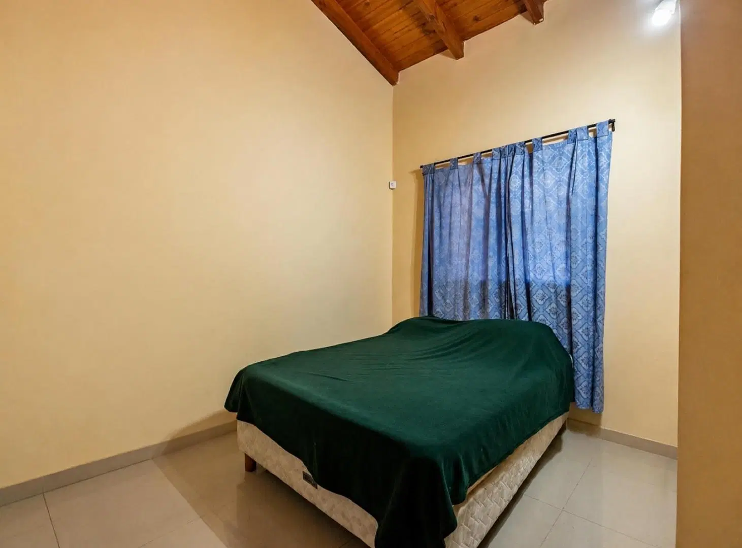 VENTA CASA 2 DORMITORIOS ROLDAN 3