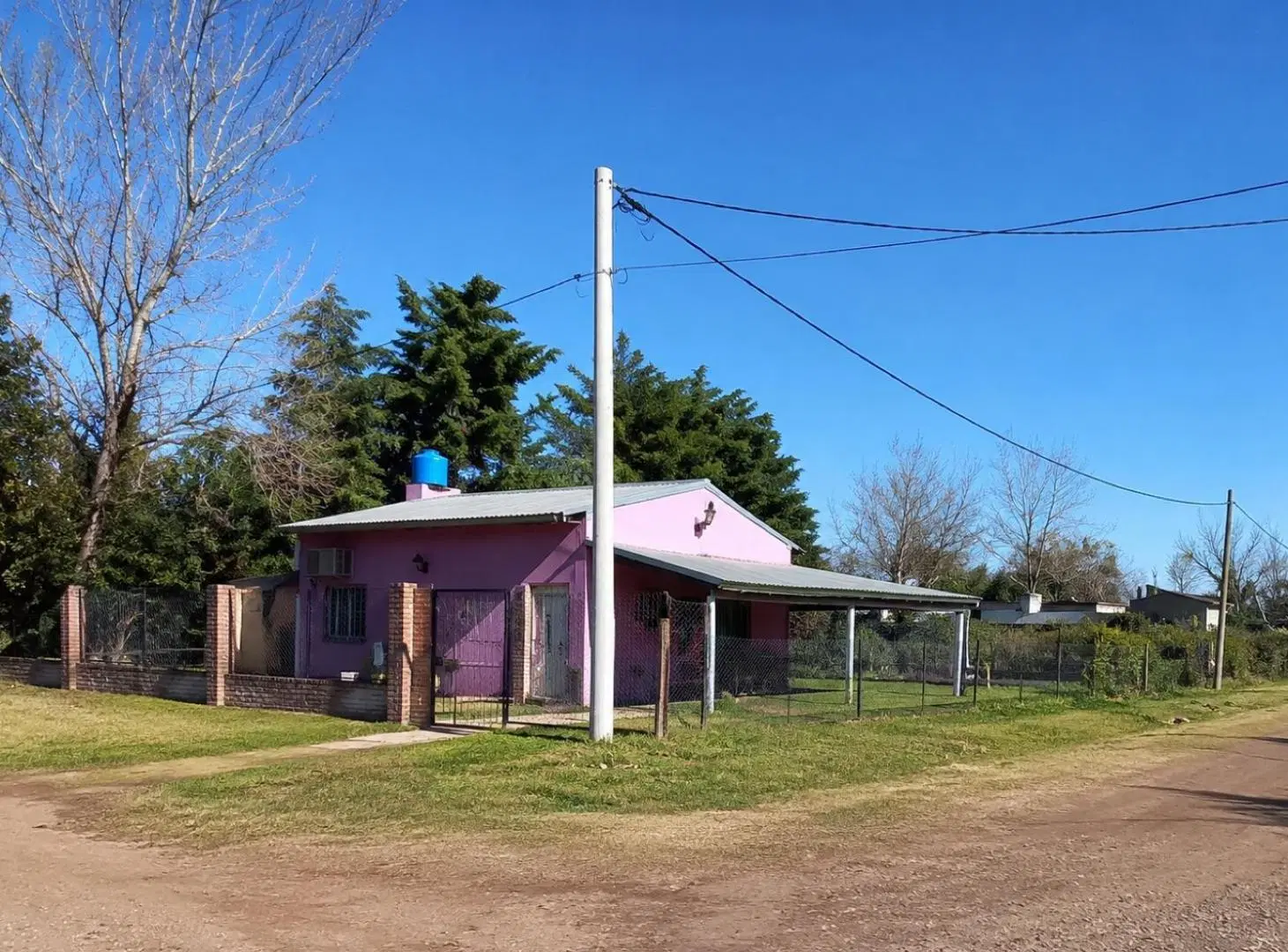 VENTA CASA 2 DORMITORIOS ROLDAN 4