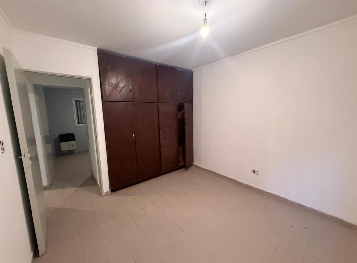 Foto de VENTA - Departamento planta baja, 2 dormitorios y cochera - Belgrano, imagen 5