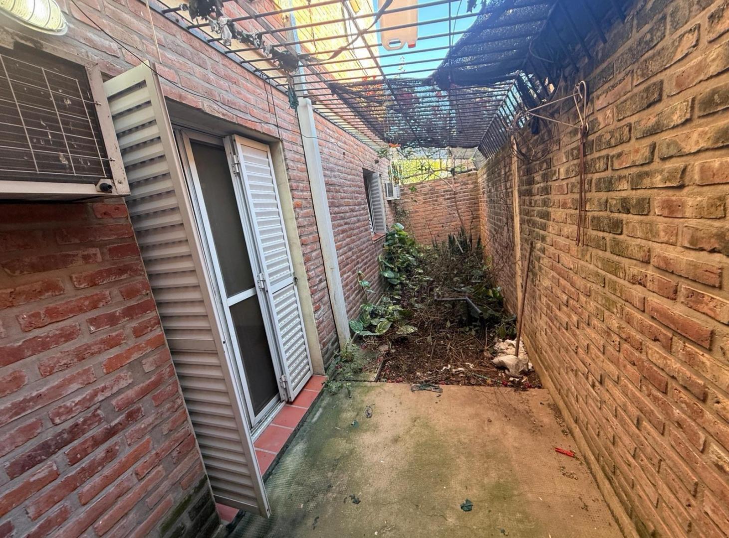 Foto de VENTA - Departamento planta baja, 2 dormitorios y cochera - Belgrano, imagen 4