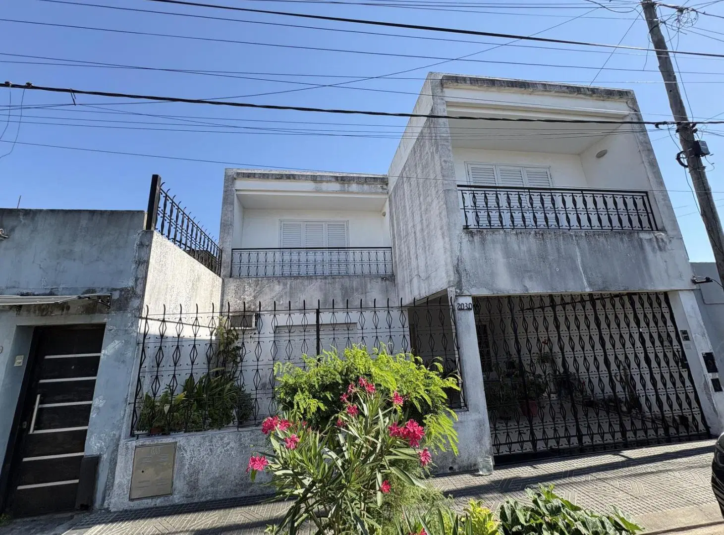 Casa al frente zona Norte 2