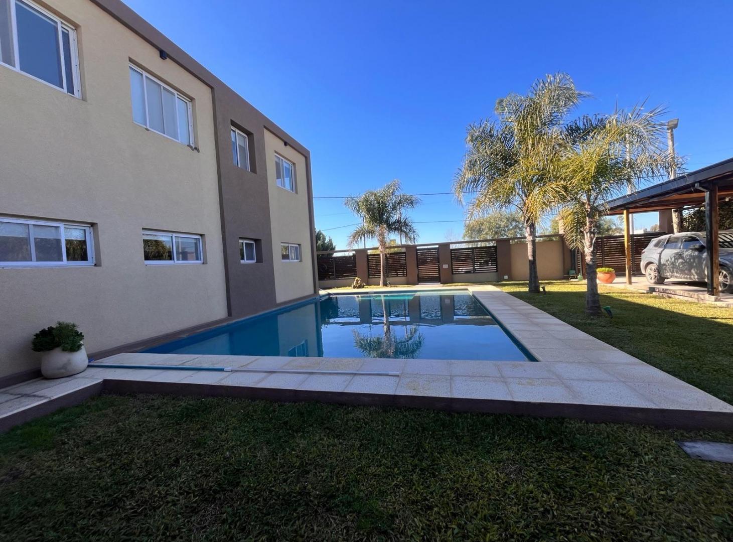 Foto de VENTA CASA 2 DORMI + DUPLEX EN LAS ACEQUIAS, imagen 3