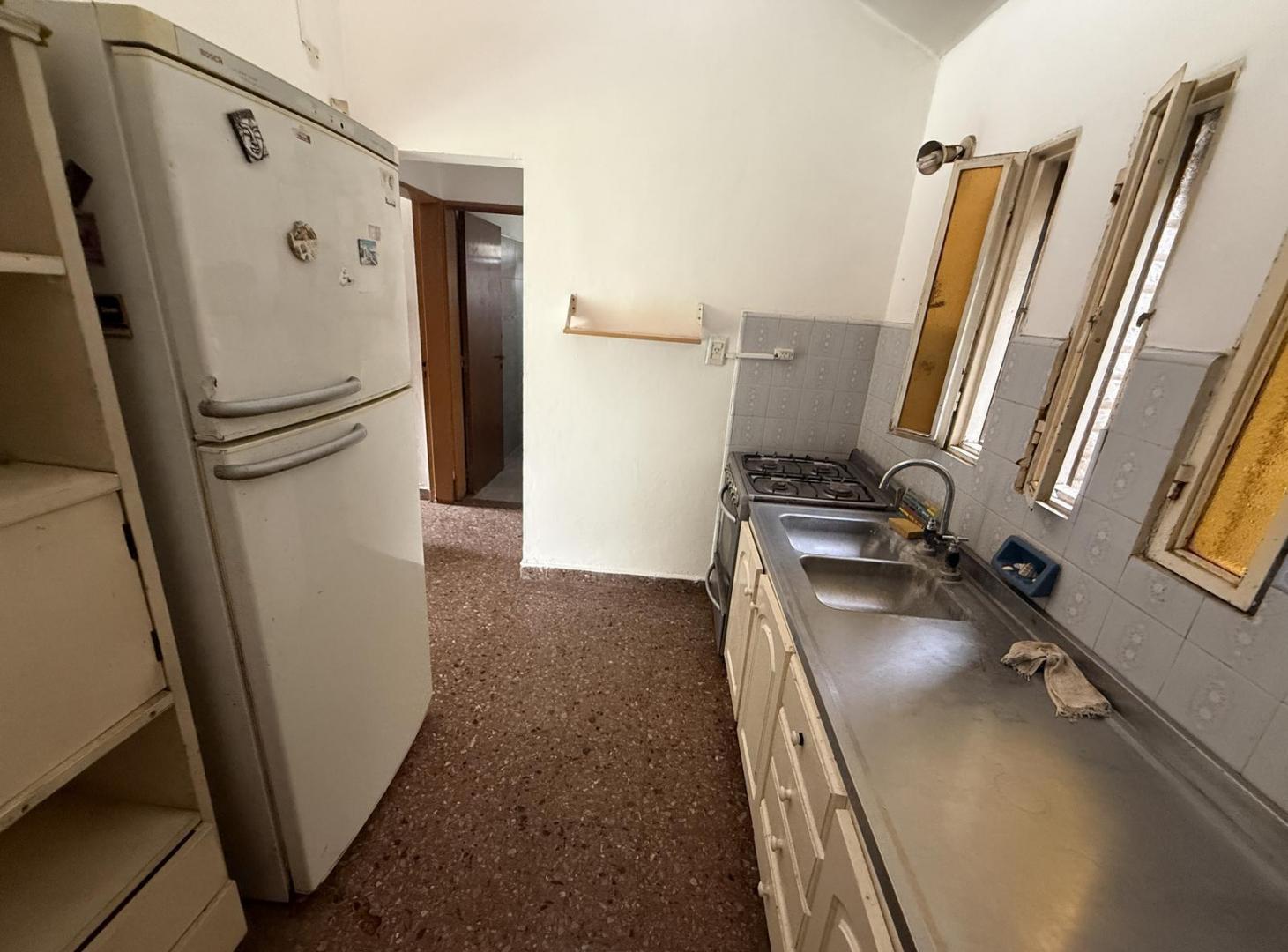 Foto de Casa en Roldán de dos dormitorios, cochera, jardín , pileta y quincho, imagen 1