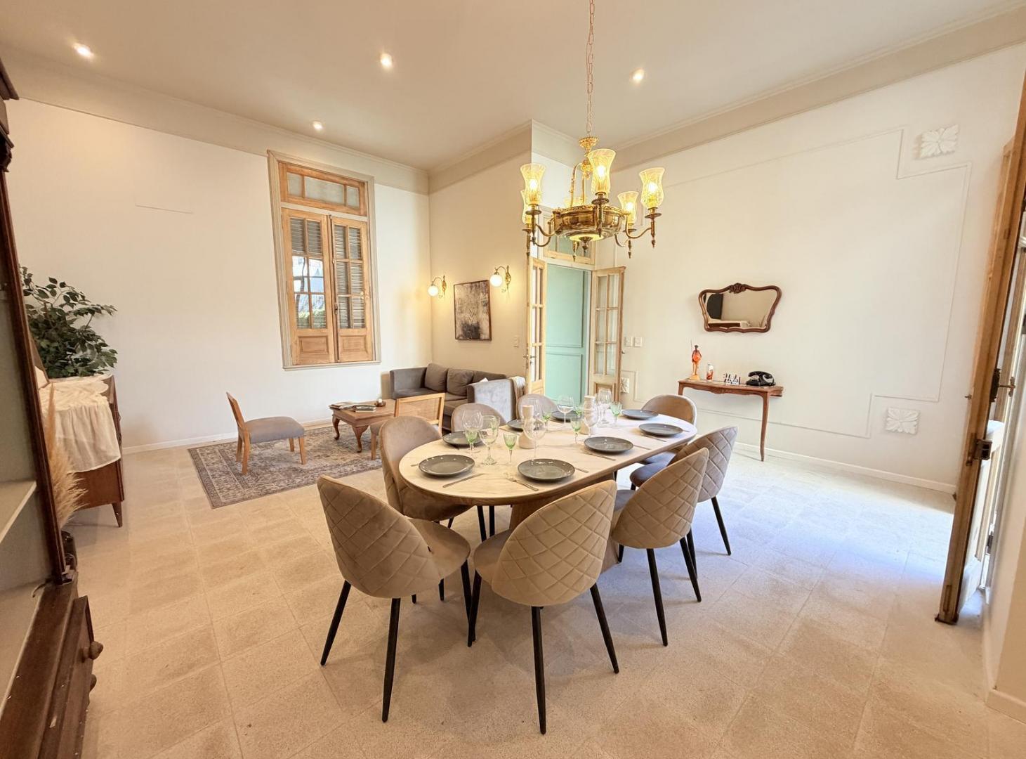 Foto de Casa de 3 dormitorios, cochera, patio con parrillero y terraza con, imagen 5
