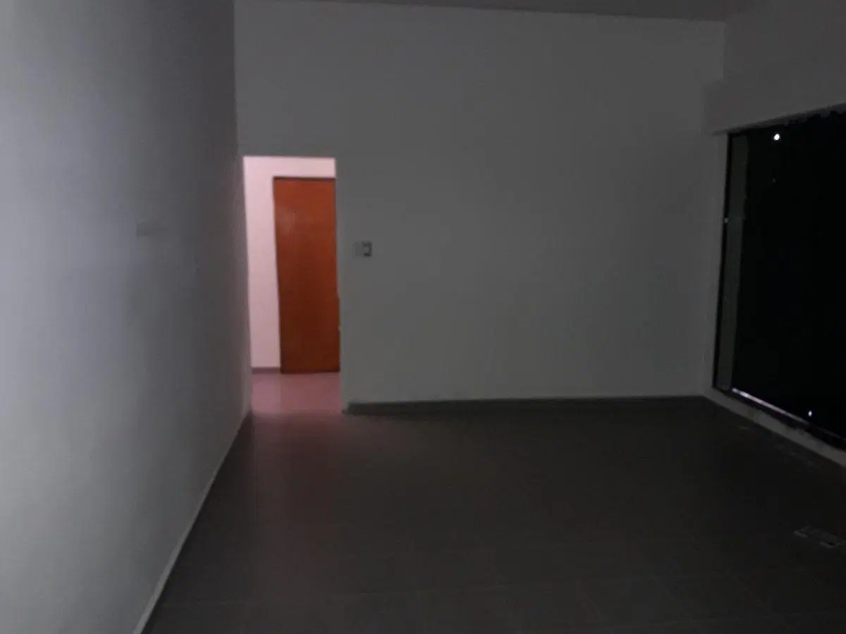 VENTA LOCAL COMERCIAL Y DEPTO 2 DORM. CENTRO 3